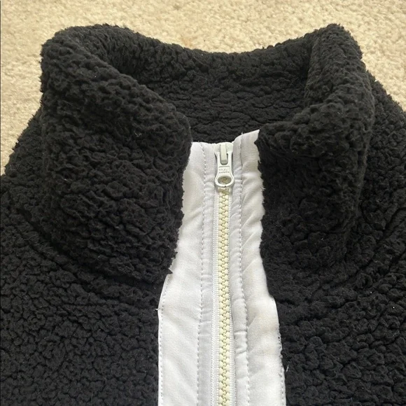 Joe Fresh X Sasha Exeter Black Teddy Jacket with White Zipper - Size M - Picture 5 of 8